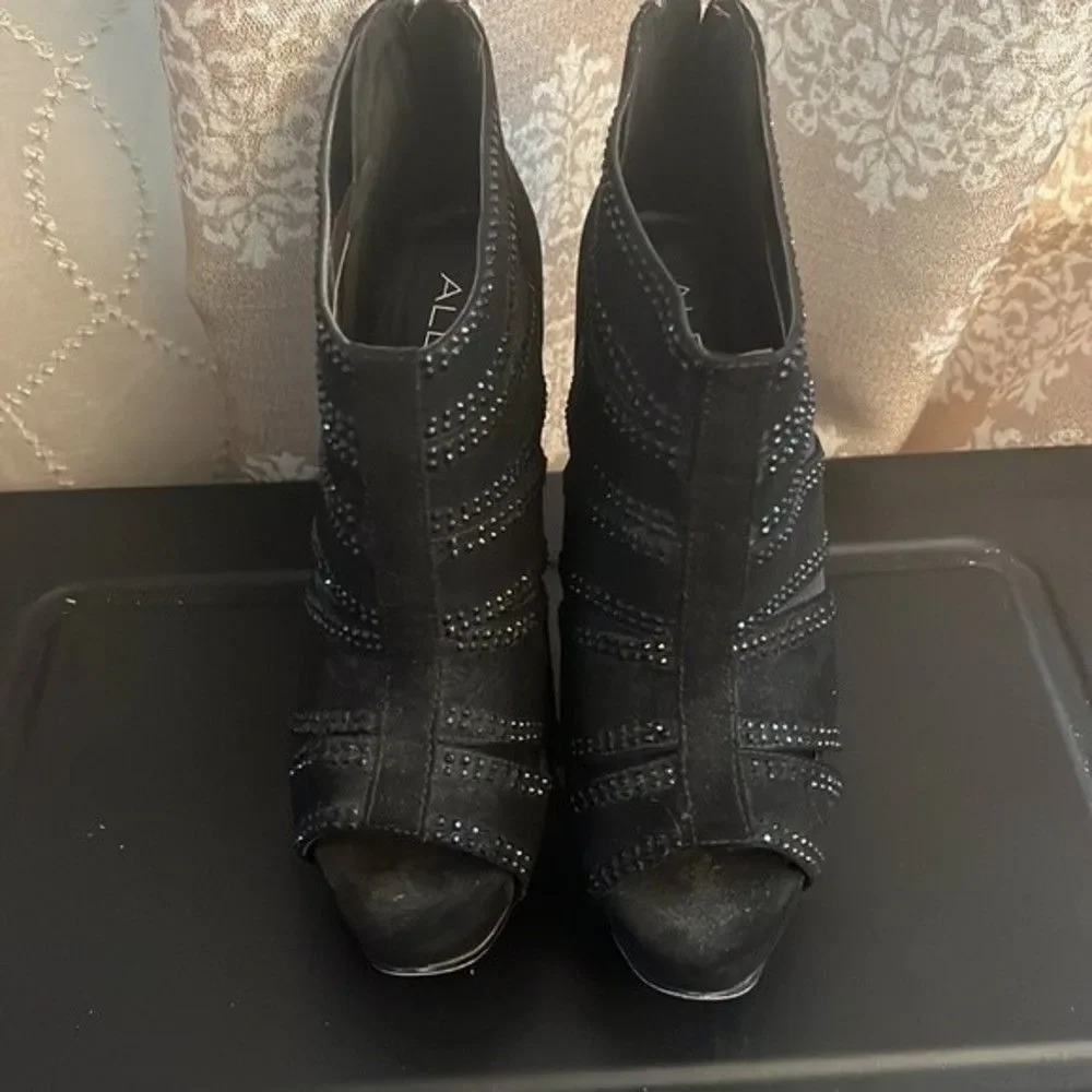 Aldo -p Platform Peep-Toe Heels Size 7.5